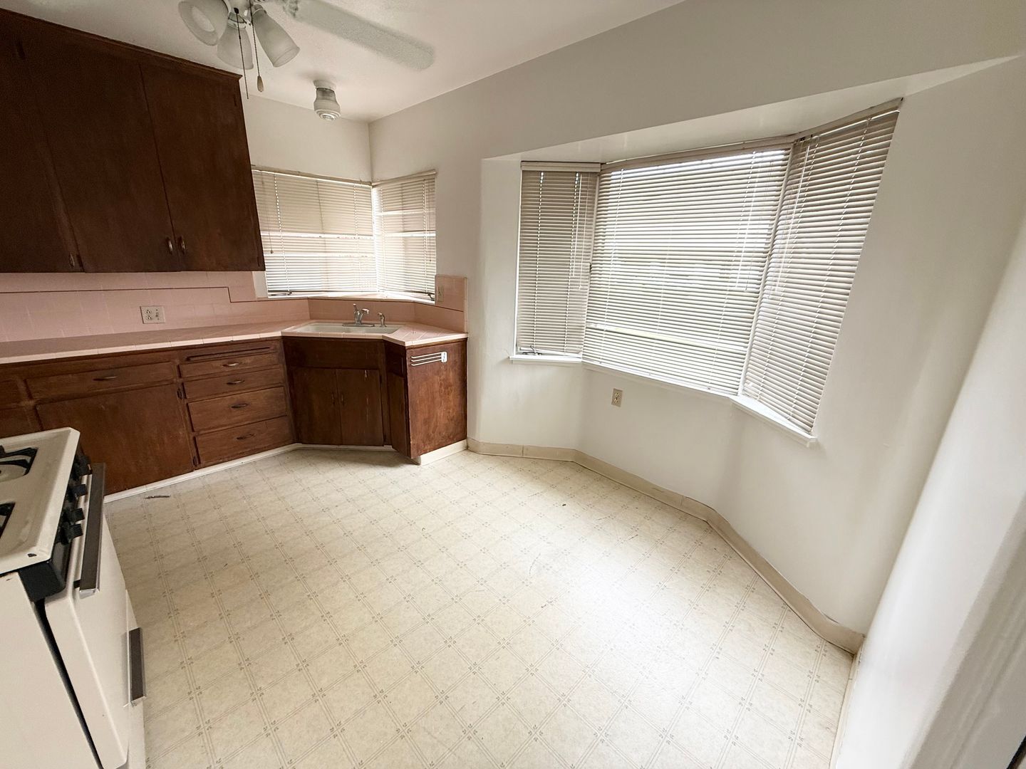 210 & 212 W South St - Anaheim - California - 2 bed, 1 bath rental property