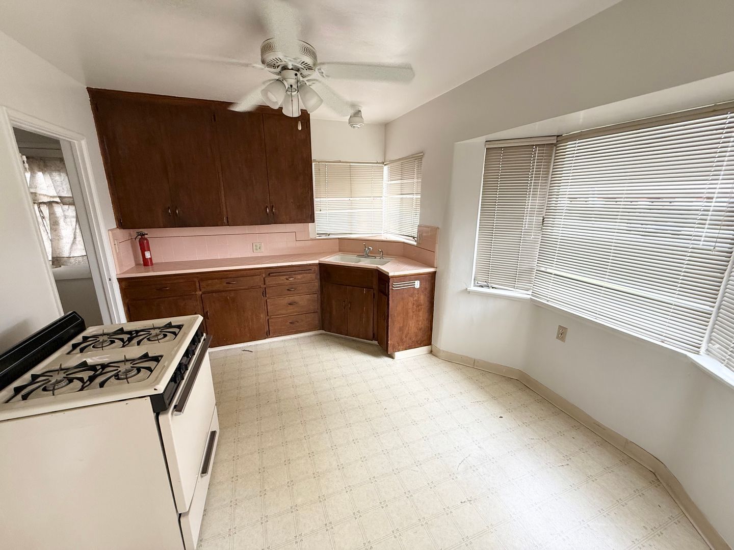 210 & 212 W South St - Anaheim - California - 2 bed, 1 bath rental property