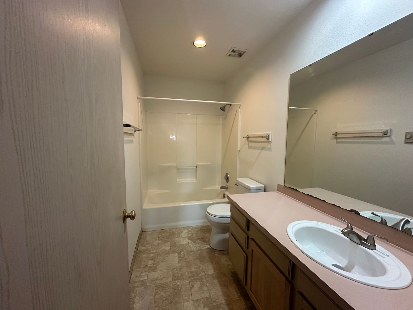 2104/2106/2108 Woburn Street - Bellingham - Washington - 3 bed, 2.5 bath rental property