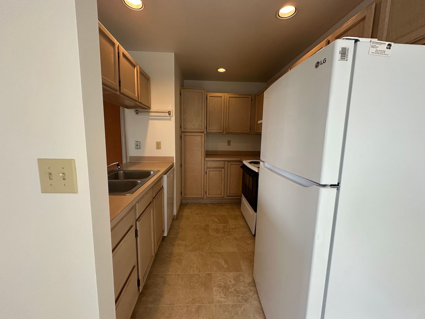 2104/2106/2108 Woburn Street - Bellingham - Washington - 3 bed, 2.5 bath rental property