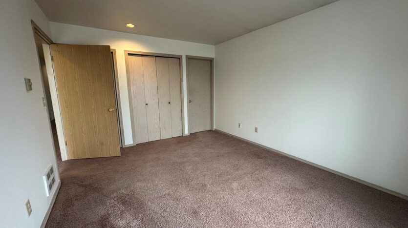 2104/2106/2108 Woburn Street - Bellingham - Washington - 3 bed, 2.5 bath rental property