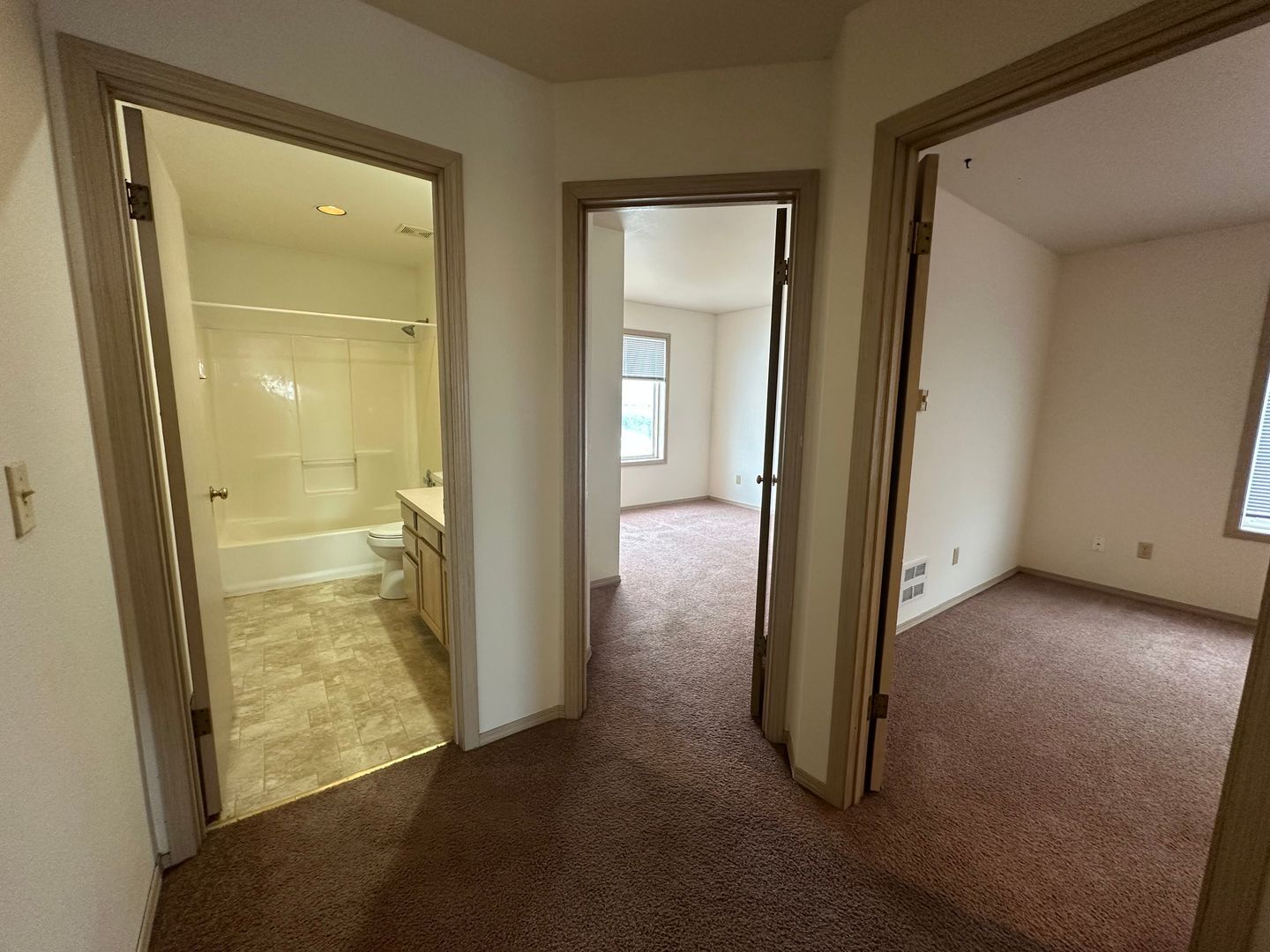 2104/2106/2108 Woburn Street - Bellingham - Washington - 3 bed, 2.5 bath rental property