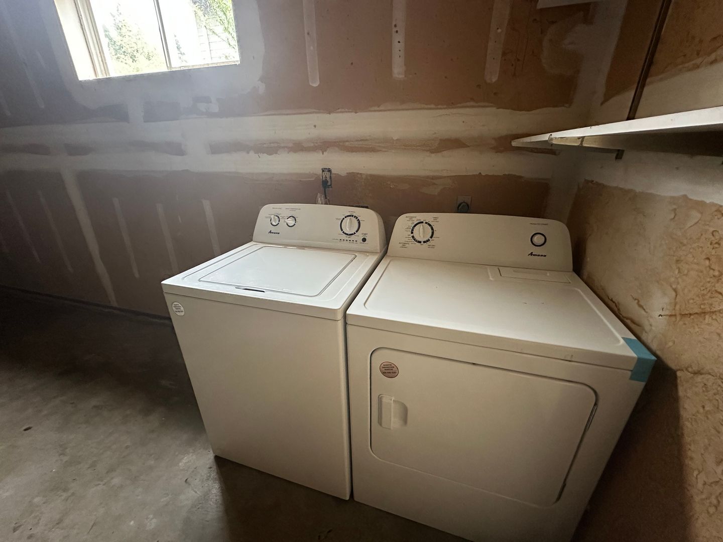 2104/2106/2108 Woburn Street - Bellingham - Washington - 3 bed, 2.5 bath rental property