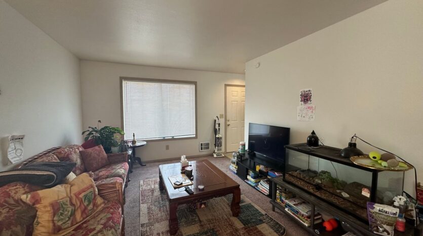 2104/2106/2108 Woburn Street - Bellingham - Washington - 3 bed, 2.5 bath rental property