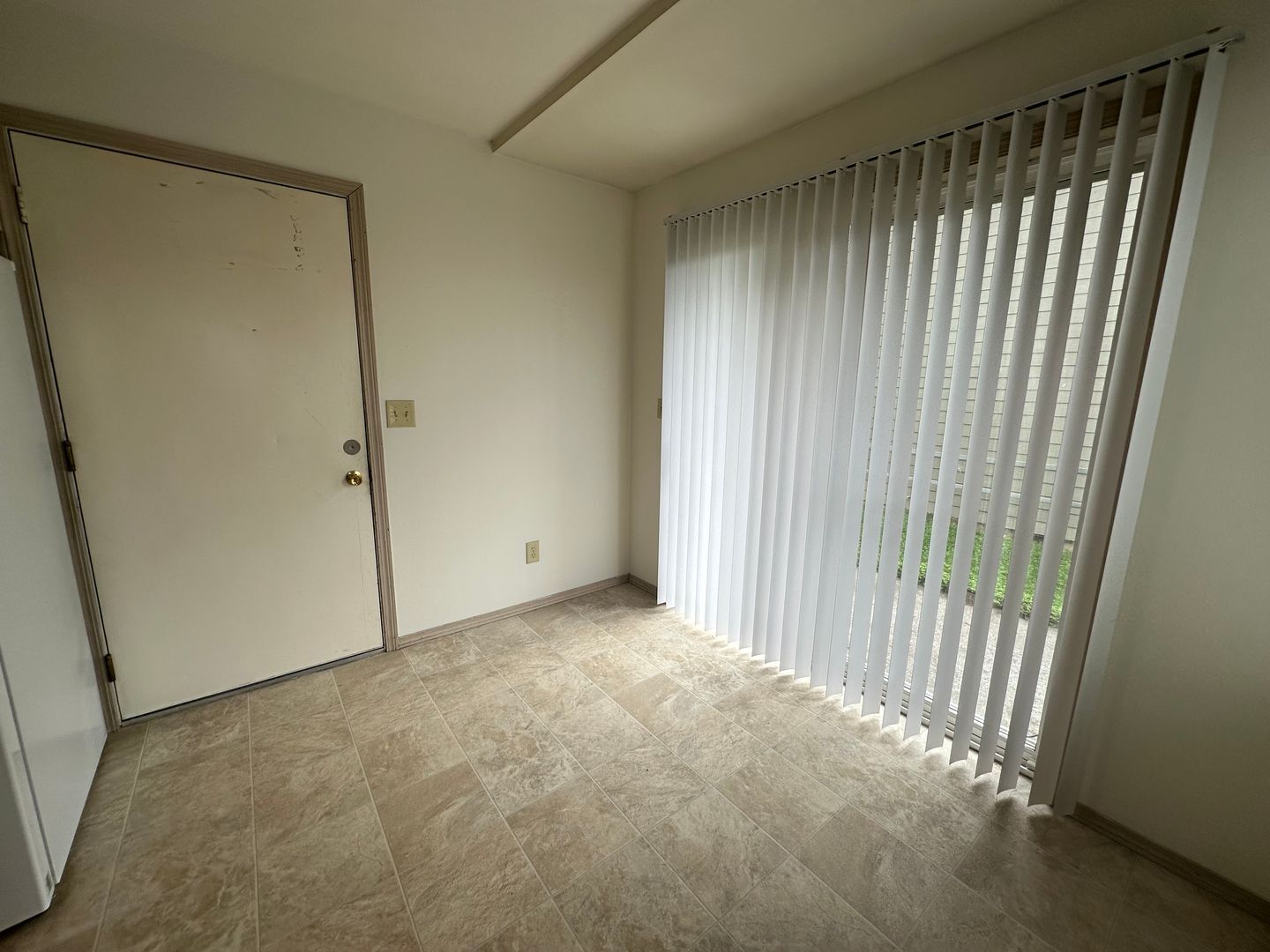 2104/2106/2108 Woburn Street - Bellingham - Washington - 3 bed, 2.5 bath rental property