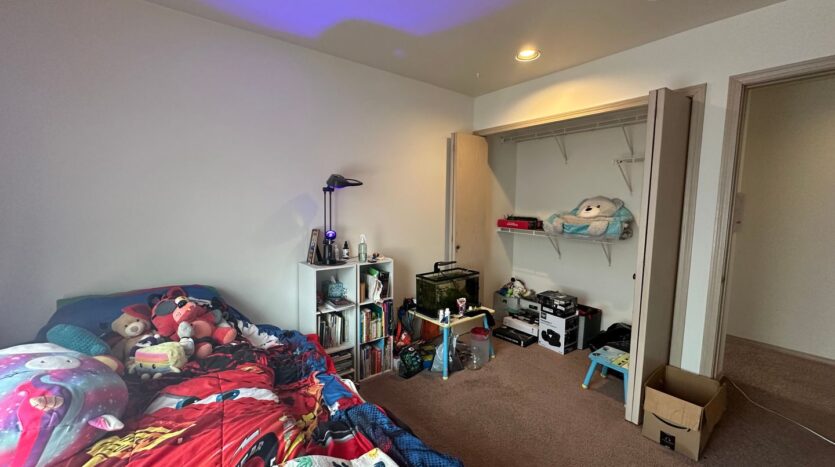 2104/2106/2108 Woburn Street - Bellingham - Washington - 3 bed, 2.5 bath rental property