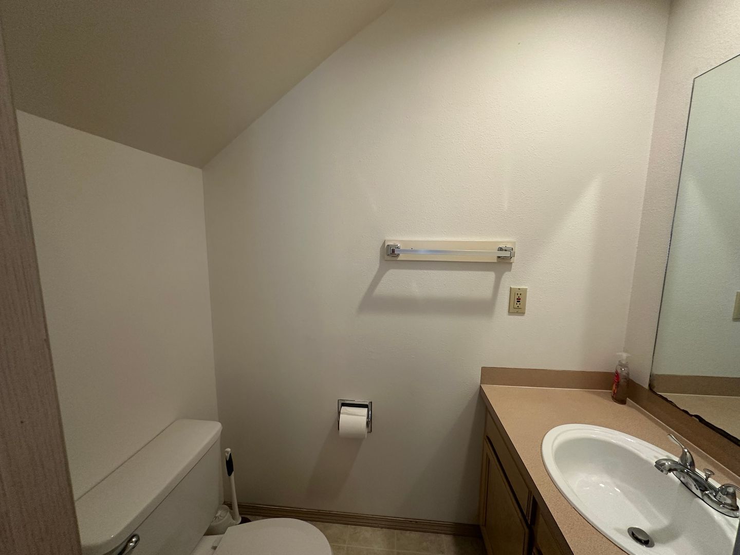 2104/2106/2108 Woburn Street - Bellingham - Washington - 3 bed, 2.5 bath rental property