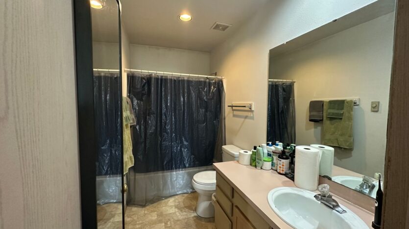 2104/2106/2108 Woburn Street - Bellingham - Washington - 3 bed, 2.5 bath rental property