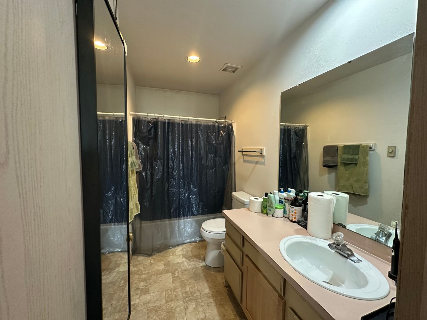 2104/2106/2108 Woburn Street - Bellingham - Washington - 3 bed, 2.5 bath rental property