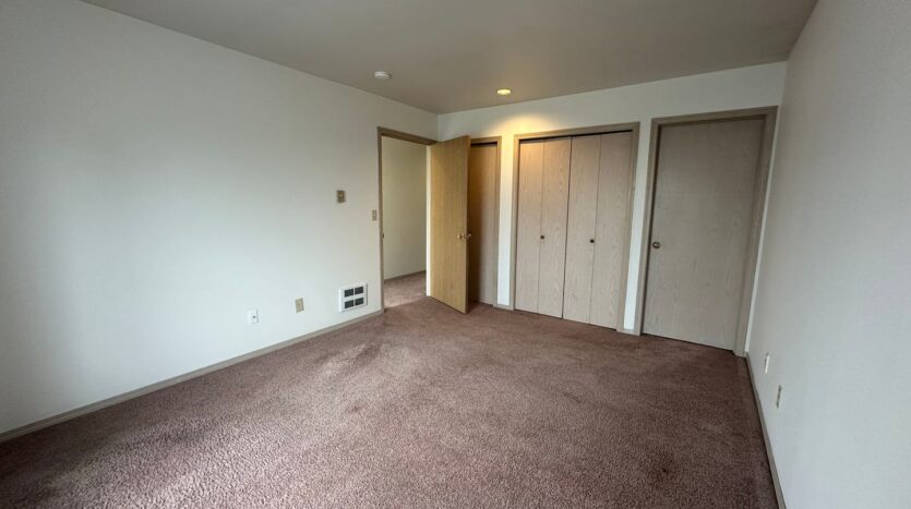 2104/2106/2108 Woburn Street - Bellingham - Washington - 3 bed, 2.5 bath rental property
