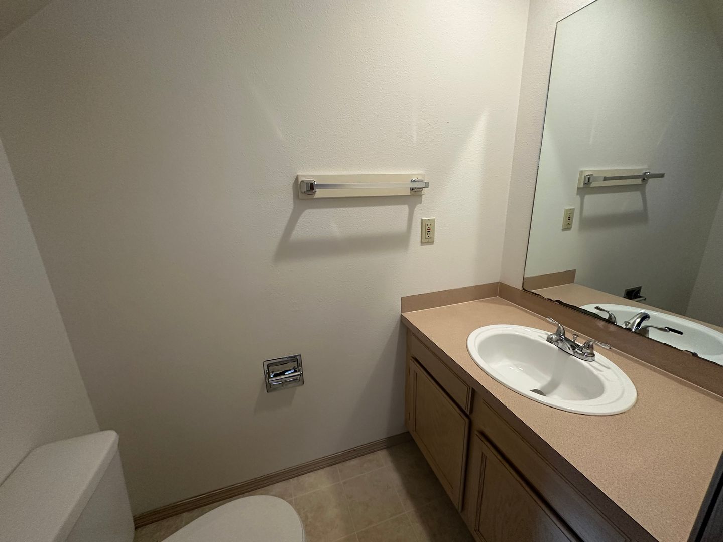 2104/2106/2108 Woburn Street - Bellingham - Washington - 3 bed, 2.5 bath rental property