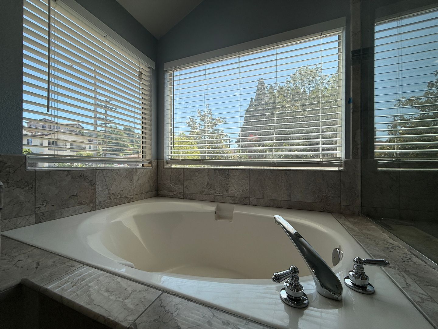 216 Richmond Park Place - Chula Vista - California - 4 bed, 2.5 bath rental property