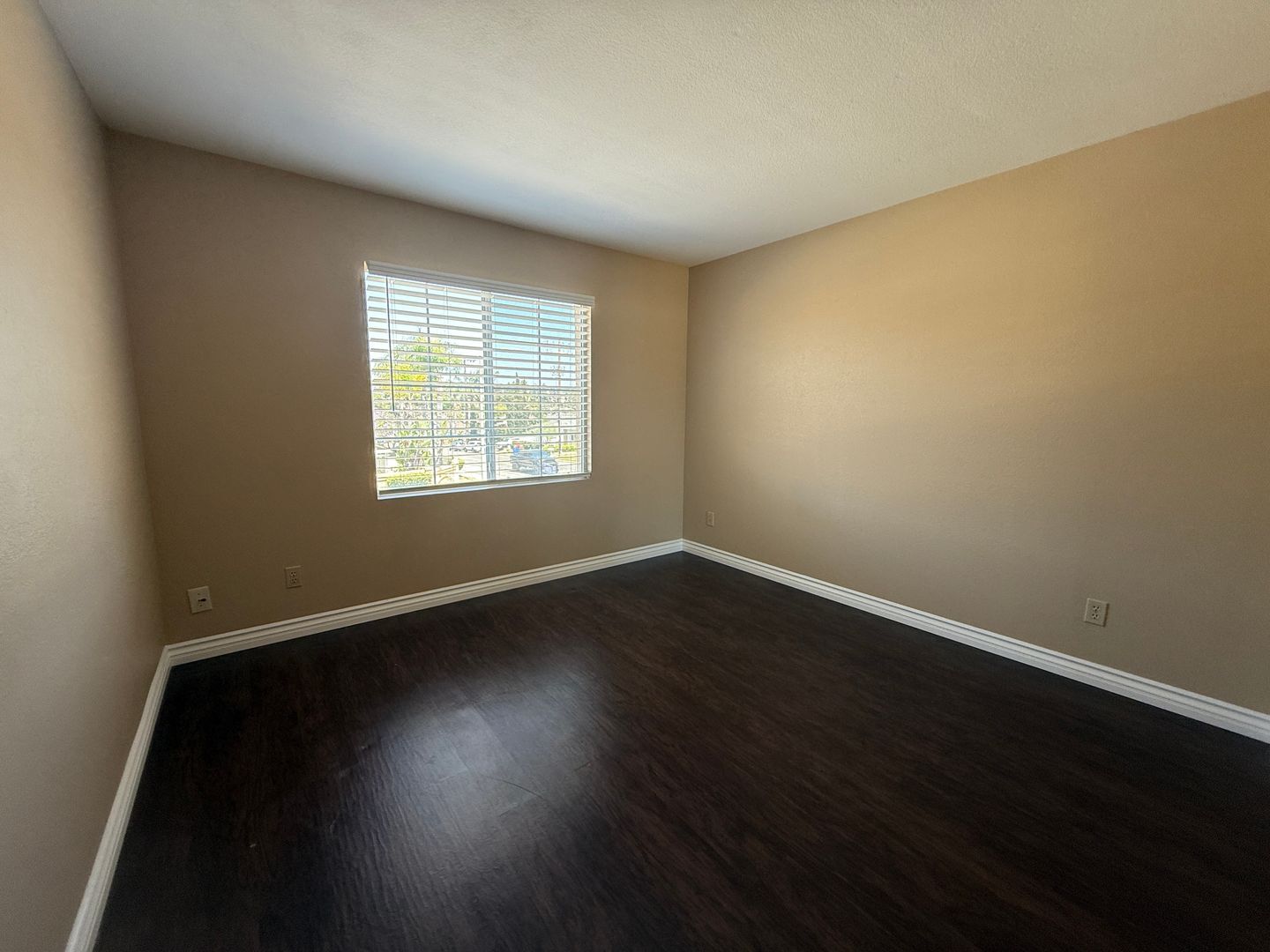 216 Richmond Park Place - Chula Vista - California - 4 bed, 2.5 bath rental property