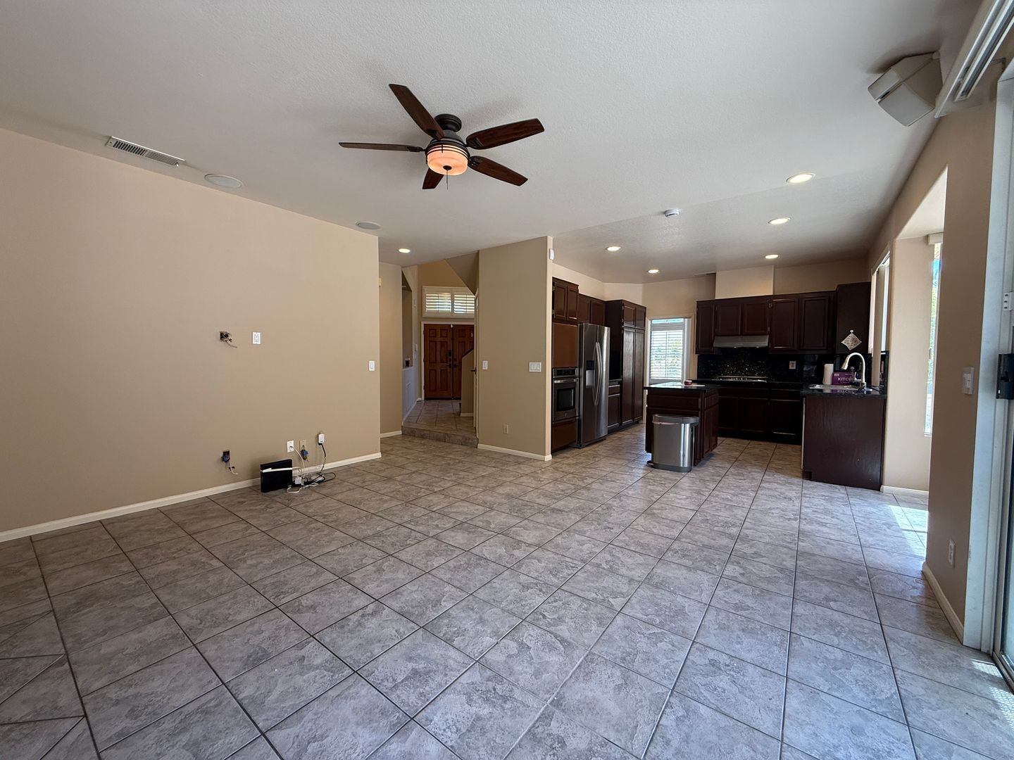 216 Richmond Park Place - Chula Vista - California - 4 bed, 2.5 bath rental property