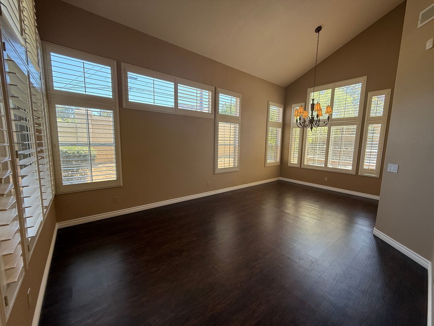 216 Richmond Park Place - Chula Vista - California - 4 bed, 2.5 bath rental property