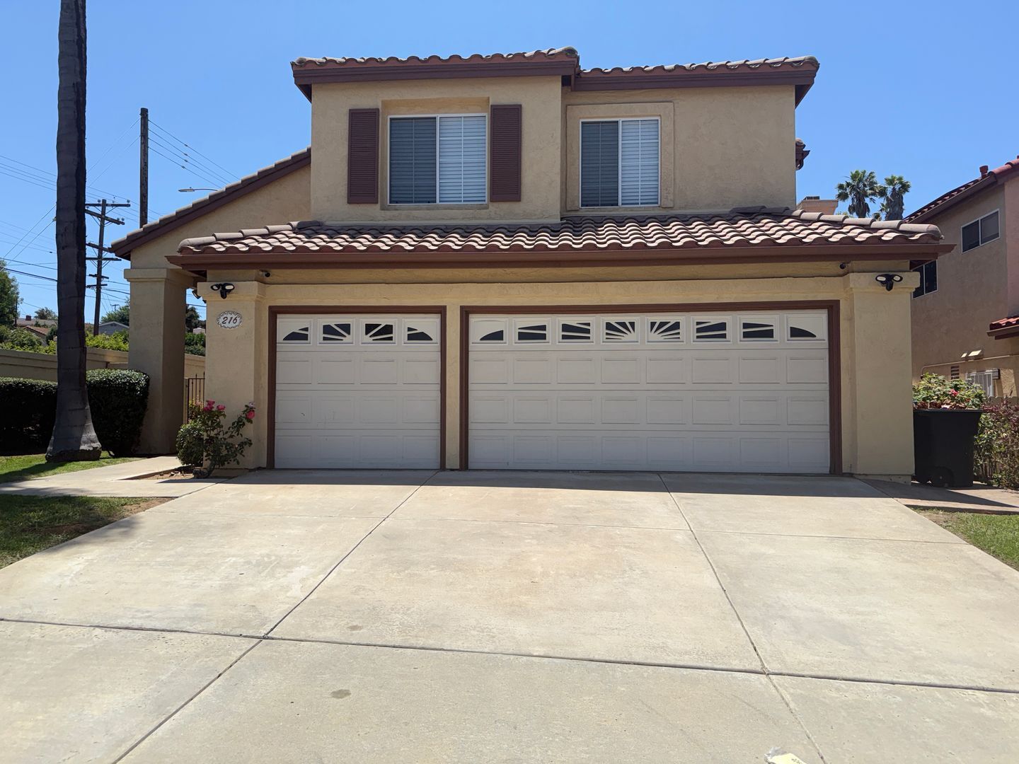 216 Richmond Park Place - Chula Vista - California - 4 bed, 2.5 bath rental property
