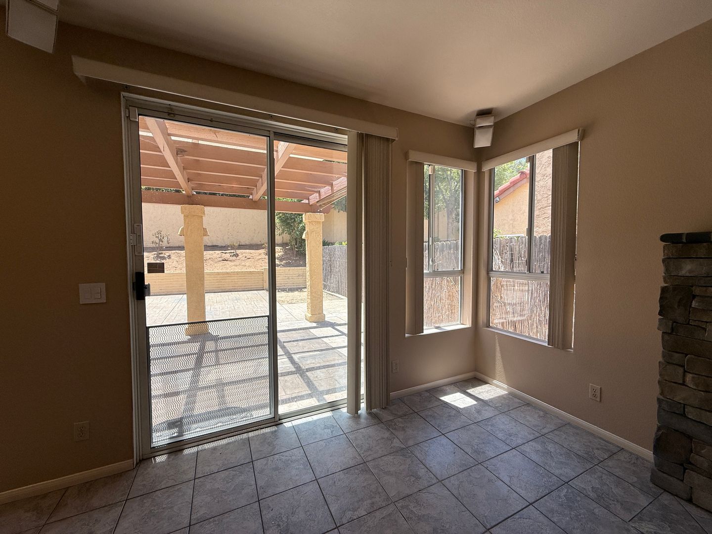 216 Richmond Park Place - Chula Vista - California - 4 bed, 2.5 bath rental property