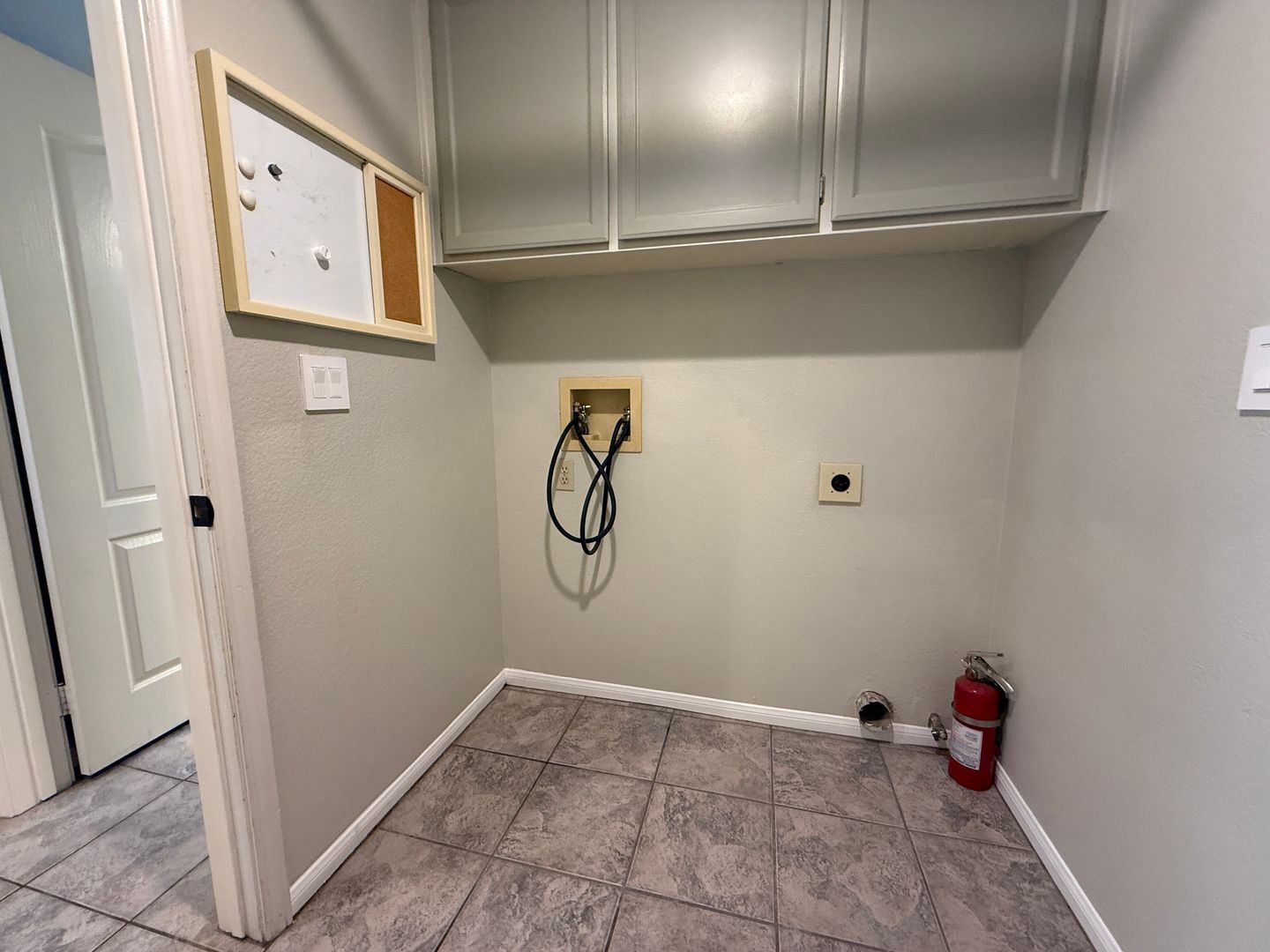 216 Richmond Park Place - Chula Vista - California - 4 bed, 2.5 bath rental property