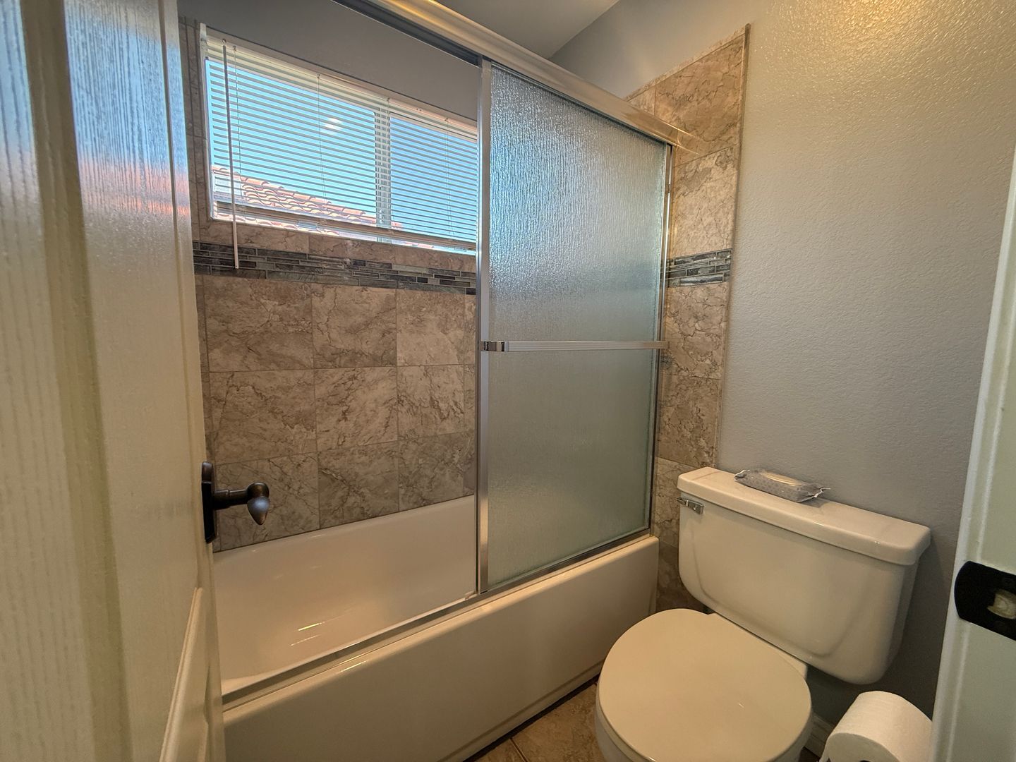 216 Richmond Park Place - Chula Vista - California - 4 bed, 2.5 bath rental property