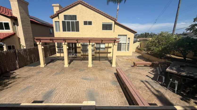 216 Richmond Park Place - Chula Vista - California - 4 bed, 2.5 bath rental property