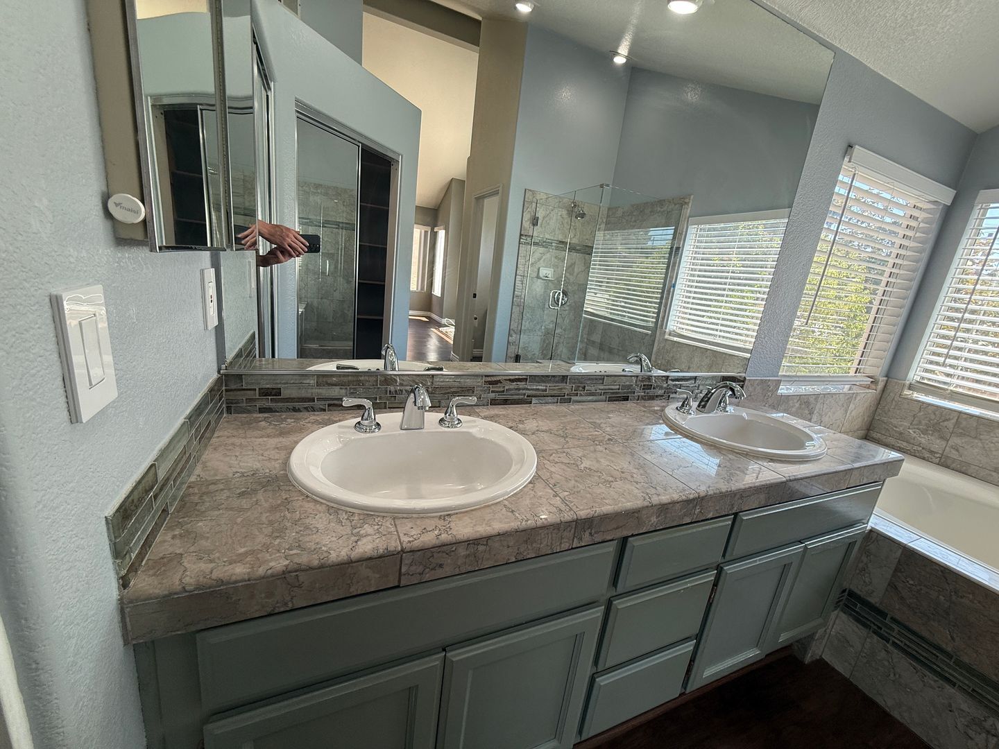 216 Richmond Park Place - Chula Vista - California - 4 bed, 2.5 bath rental property