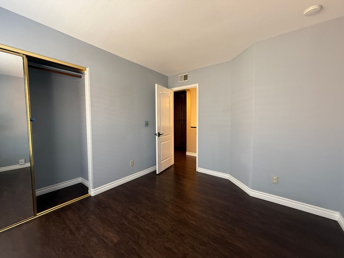 216 Richmond Park Place - Chula Vista - California - 4 bed, 2.5 bath rental property