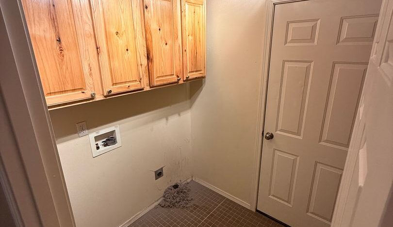 2218 NE Carrie Lane - Bend - Oregon - 3 bed, 2 bath rental property