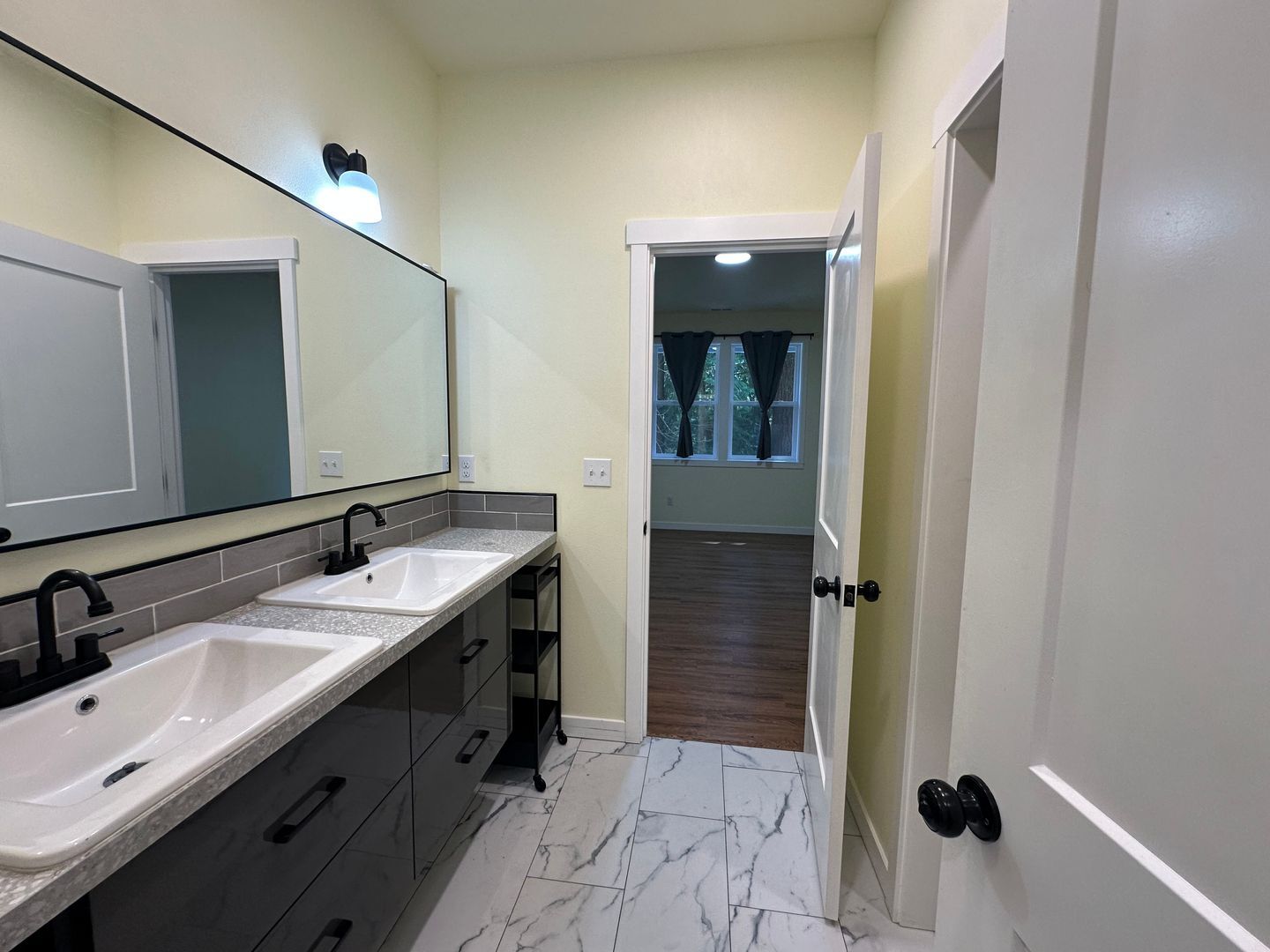 23 Spring Rd - Bellingham - Washington - 4 bed, 3 bath rental property