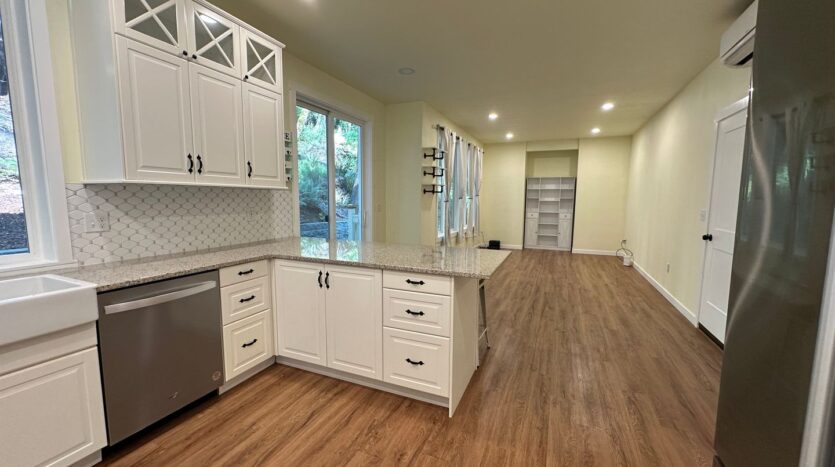 23 Spring Rd - Bellingham - Washington - 4 bed, 3 bath rental property
