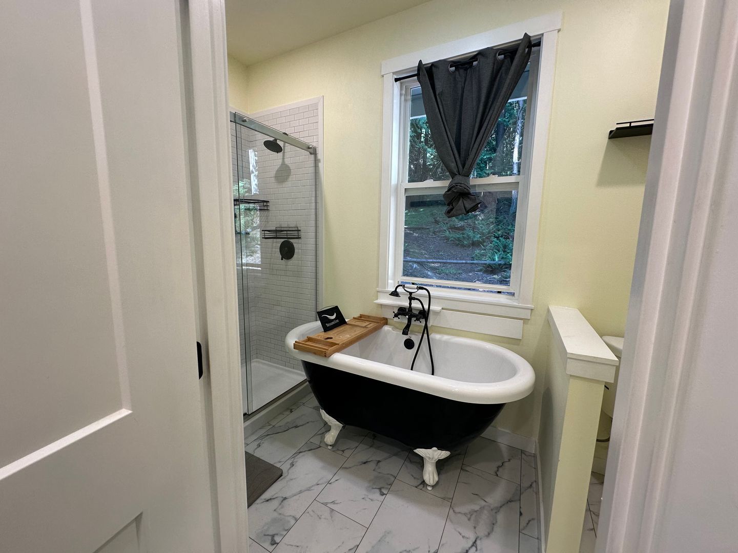 23 Spring Rd - Bellingham - Washington - 4 bed, 3 bath rental property
