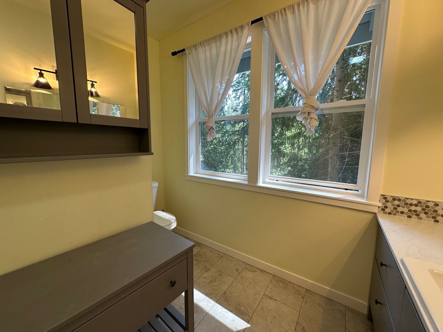 23 Spring Rd - Bellingham - Washington - 4 bed, 3 bath rental property
