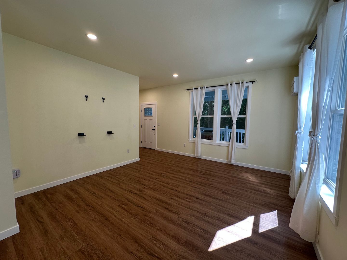 23 Spring Rd - Bellingham - Washington - 4 bed, 3 bath rental property
