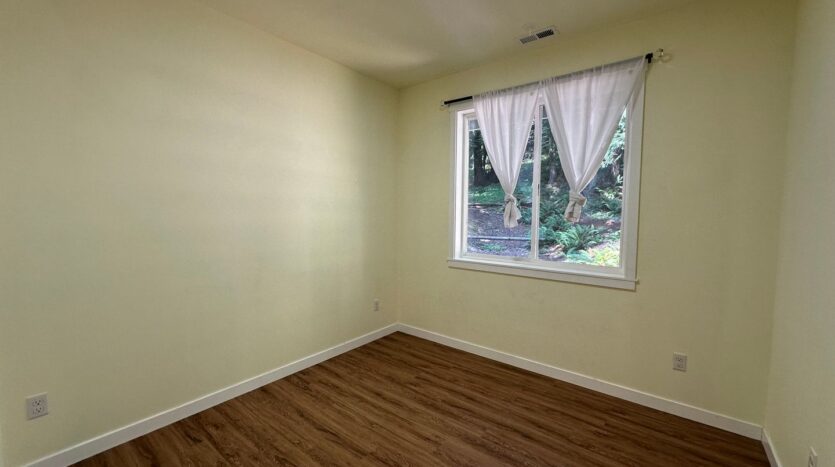 23 Spring Rd - Bellingham - Washington - 4 bed, 3 bath rental property