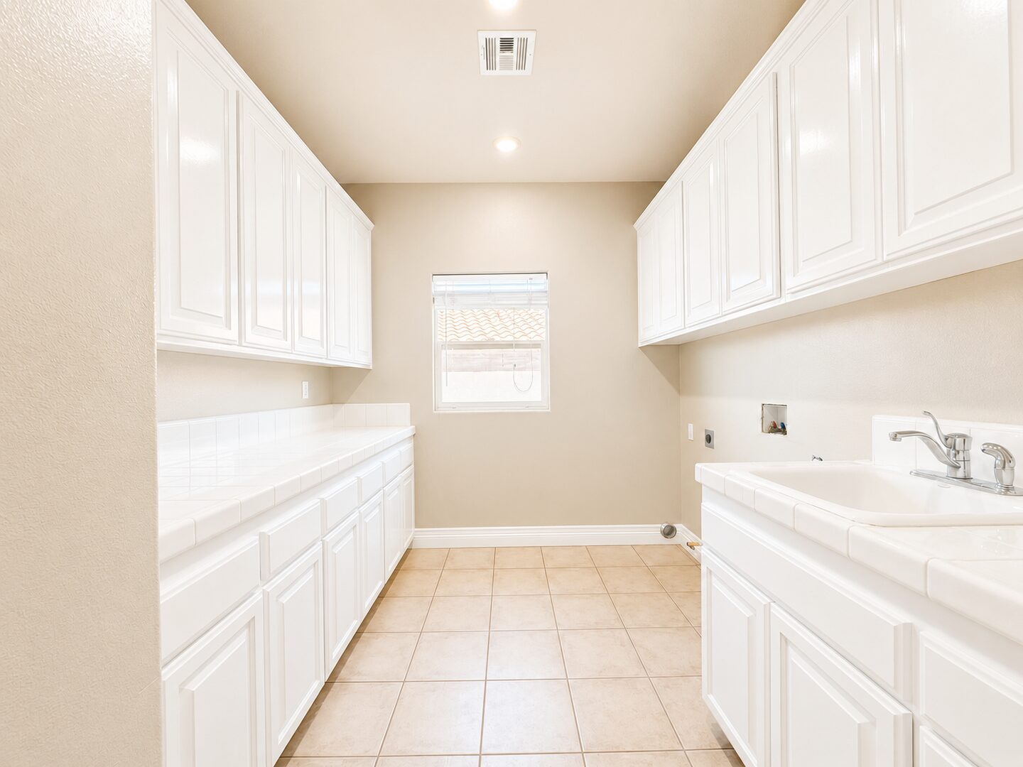 23796 Via Madrid - Murrieta - California - 5 bed, 3.5 bath rental property