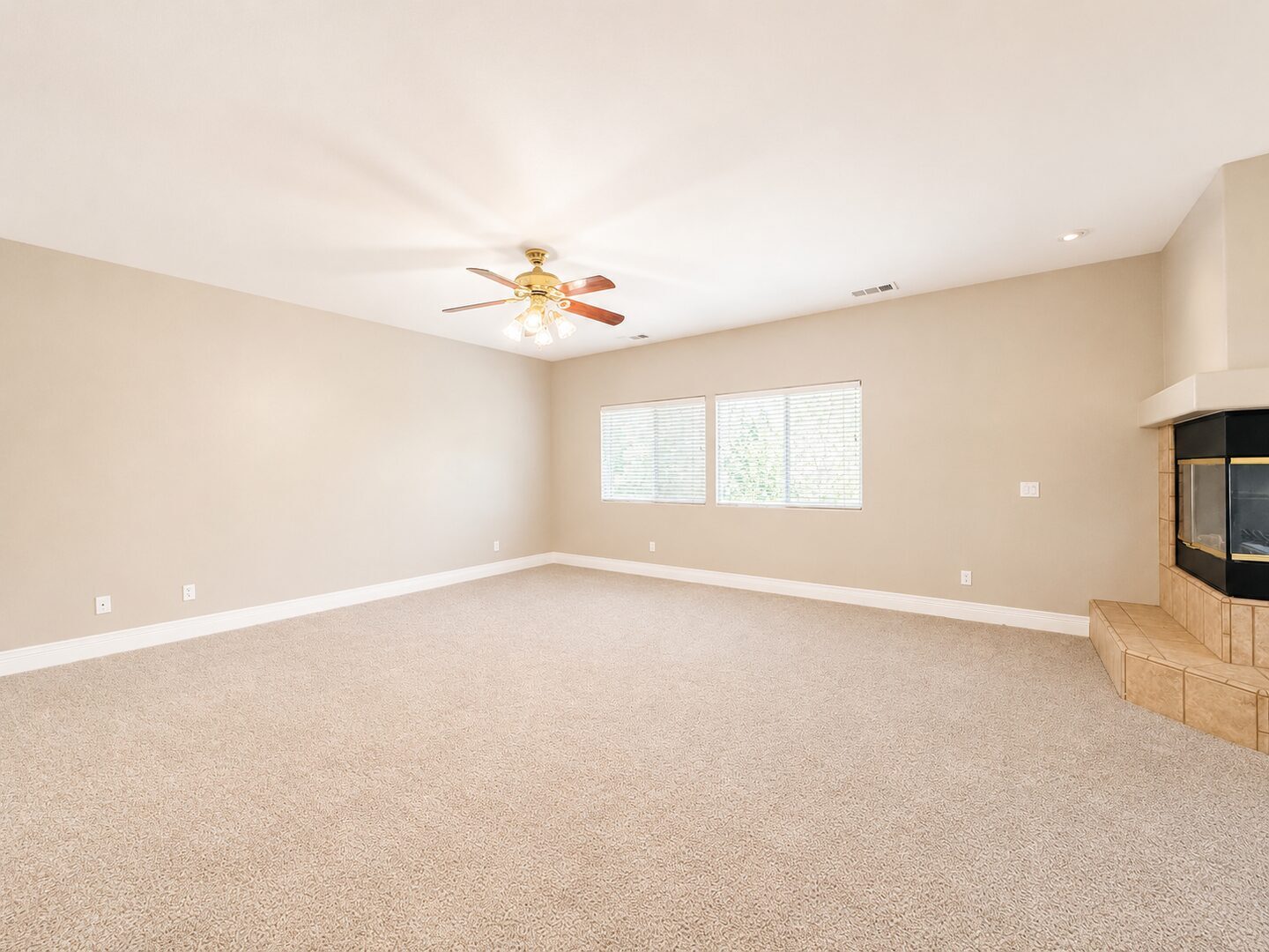 23796 Via Madrid - Murrieta - California - 5 bed, 3.5 bath rental property