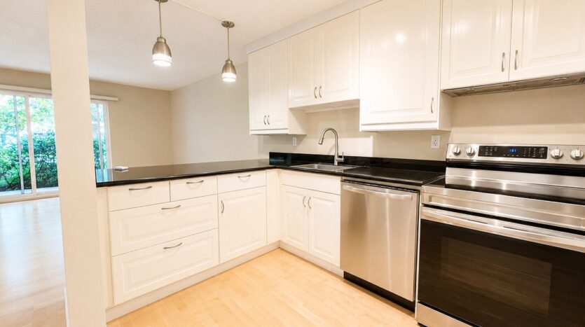 2393 SW Park Place  Unit 106 - Portland - Oregon - 2 bed, 2 bath rental property