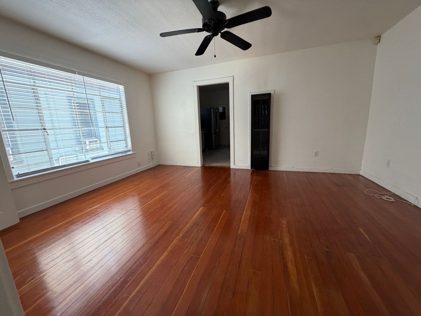 2427 J ST  - Sacramento - California - 1 bed, 1 bath rental property