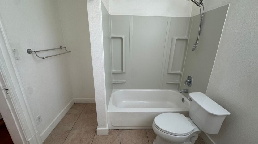 2427 J ST  - Sacramento - California - 1 bed, 1 bath rental property