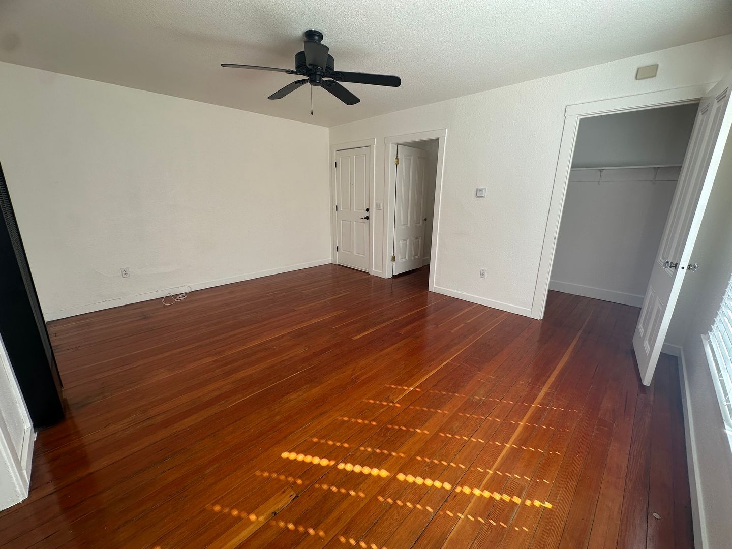 2427 J ST  - Sacramento - California - 1 bed, 1 bath rental property