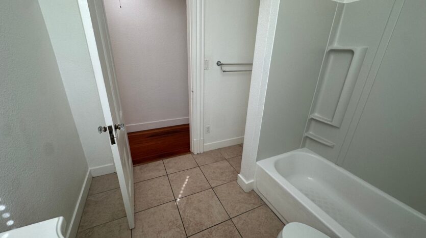 2427 J ST  - Sacramento - California - 1 bed, 1 bath rental property
