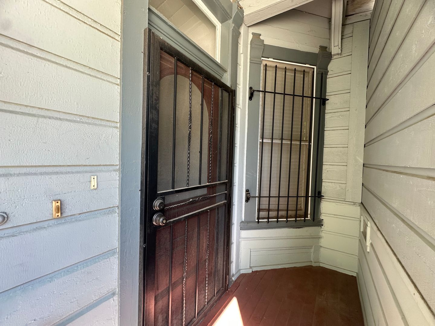 2427 J ST  - Sacramento - California - 1 bed, 1 bath rental property