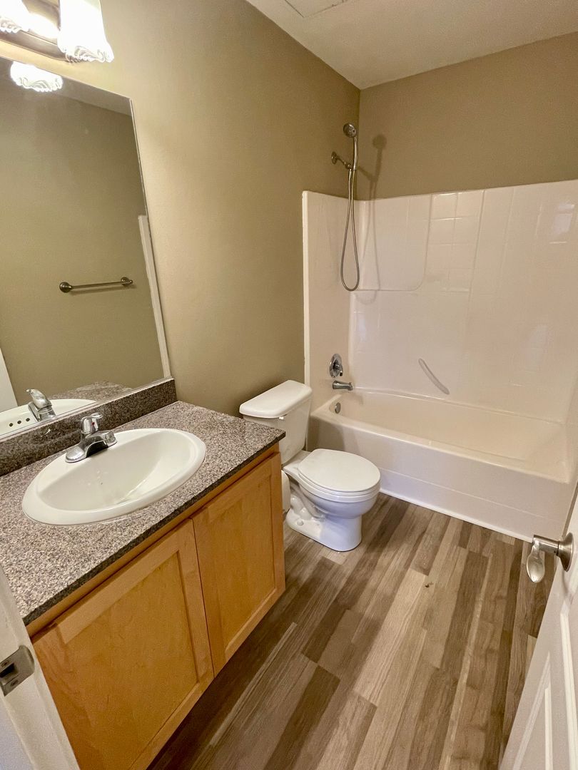251 W Bakerview Rd. #405 - Bellingham - Washington - 2 bed, 2 bath rental property