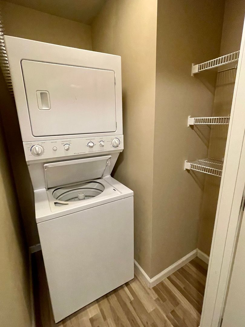 251 W Bakerview Rd. #405 - Bellingham - Washington - 2 bed, 2 bath rental property