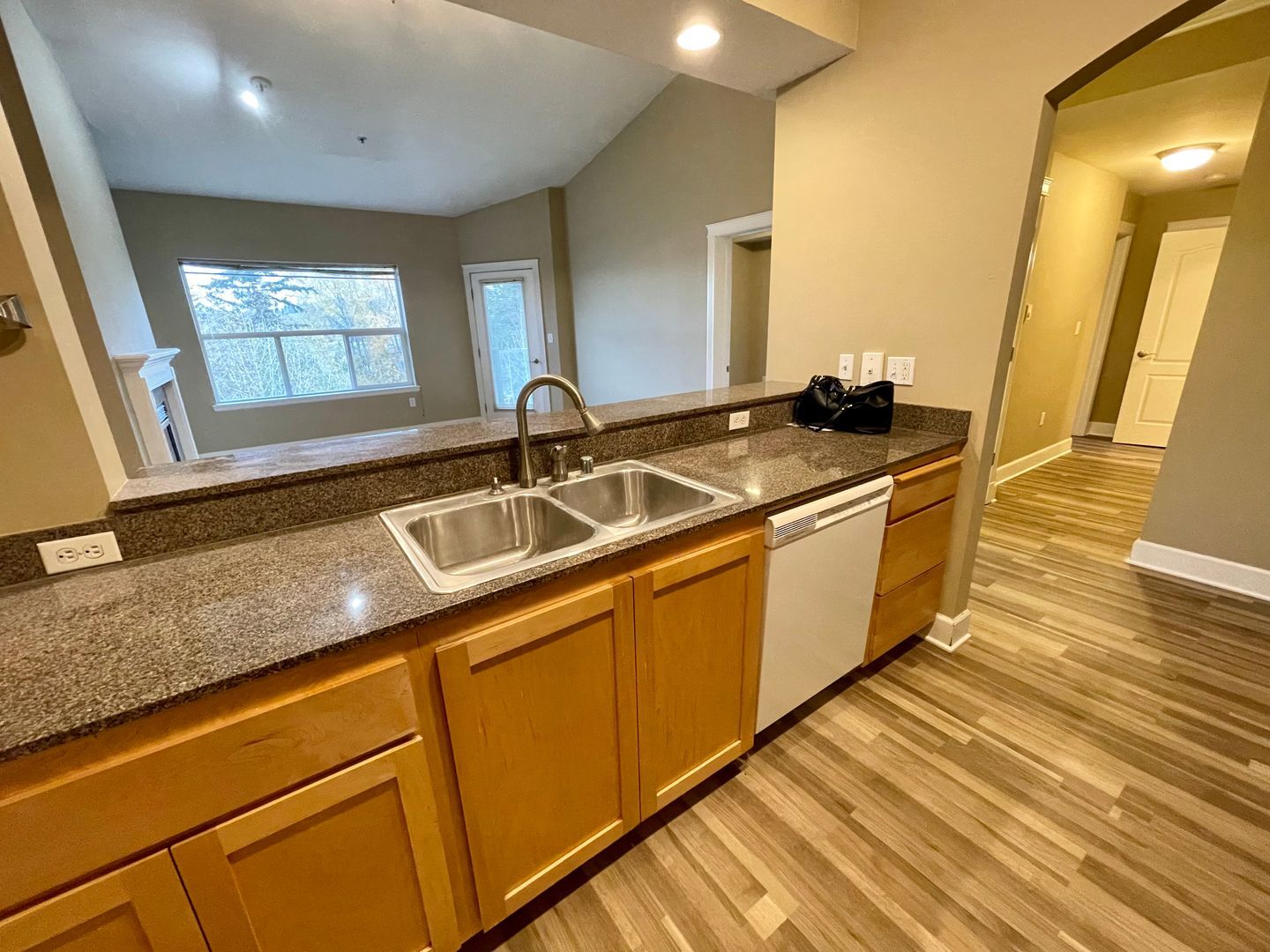 251 W Bakerview Rd. #405 - Bellingham - Washington - 2 bed, 2 bath rental property