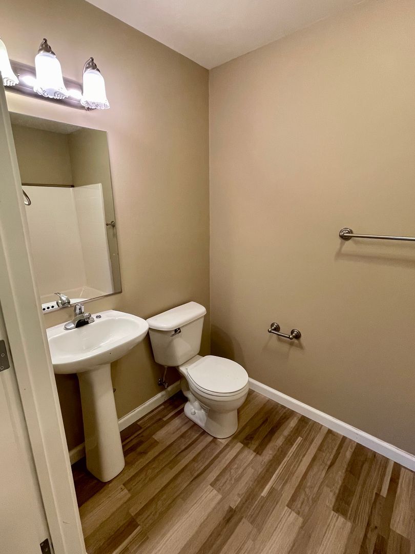 251 W Bakerview Rd. #405 - Bellingham - Washington - 2 bed, 2 bath rental property