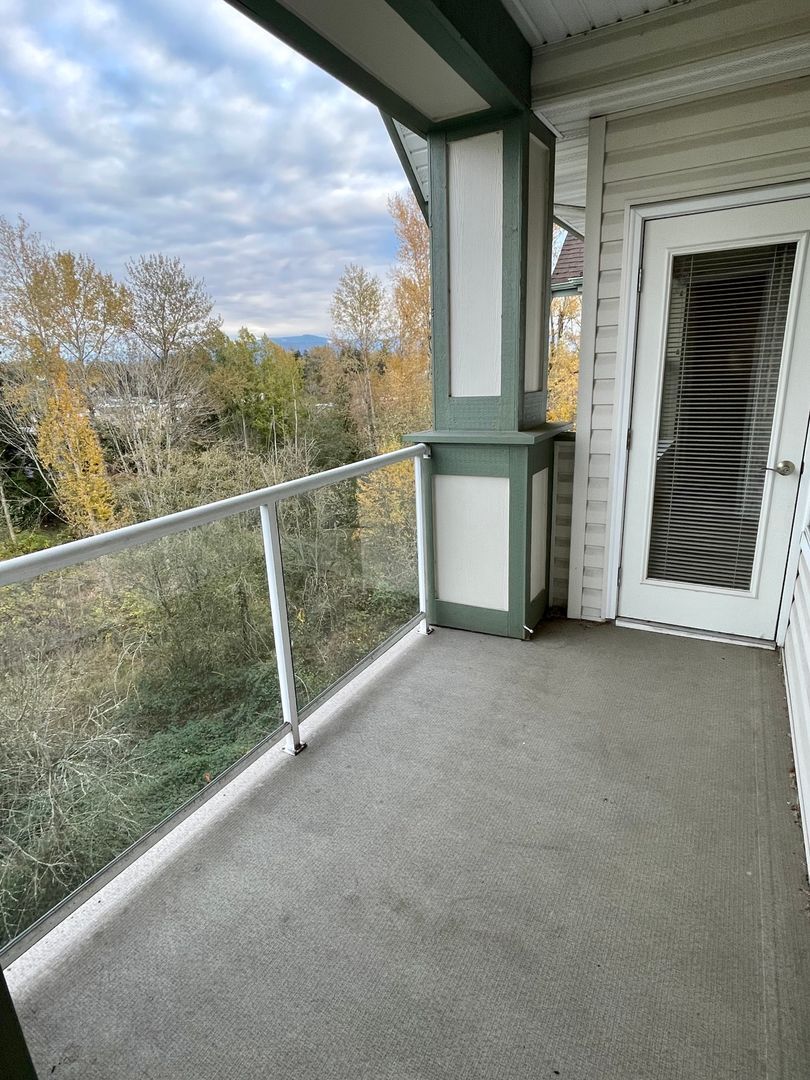 251 W Bakerview Rd. #405 - Bellingham - Washington - 2 bed, 2 bath rental property
