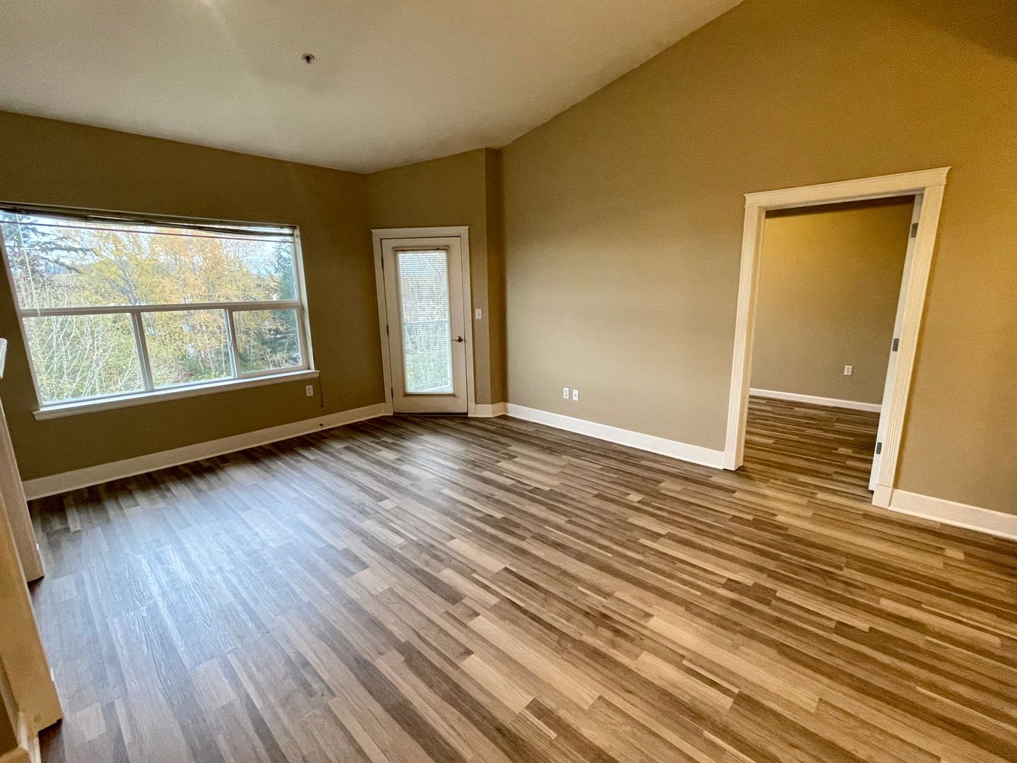 251 W Bakerview Rd. #405 - Bellingham - Washington - 2 bed, 2 bath rental property