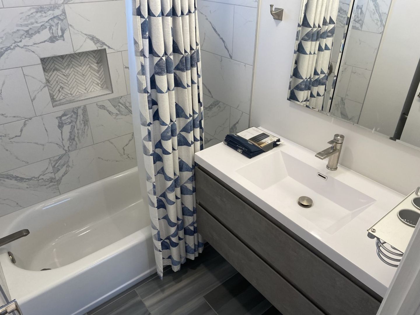 256 Mariposa Street - Brisbane - California - 2 bed, 1 bath rental property