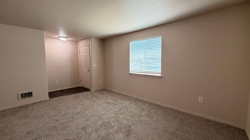 2561 NW Cedar Ave - 1 - Redmond - Oregon - 2 bed, 2.5 bath rental property