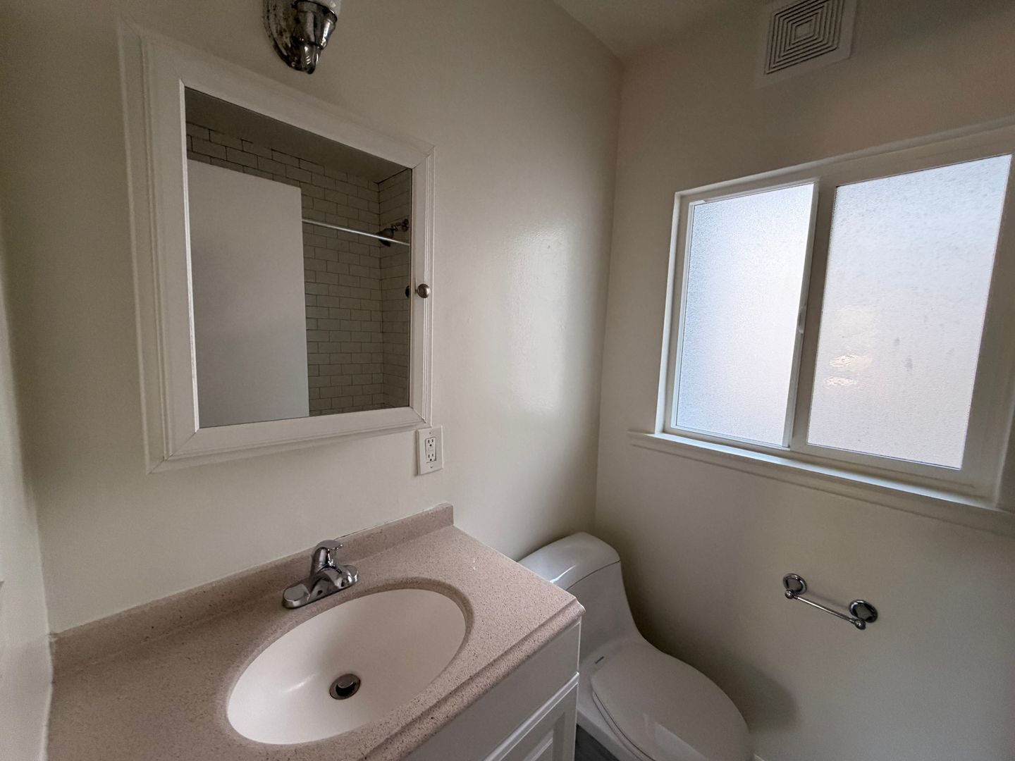 2612 Euclid St. #B - Santa Monica - California - 1 bed, 1 bath rental property